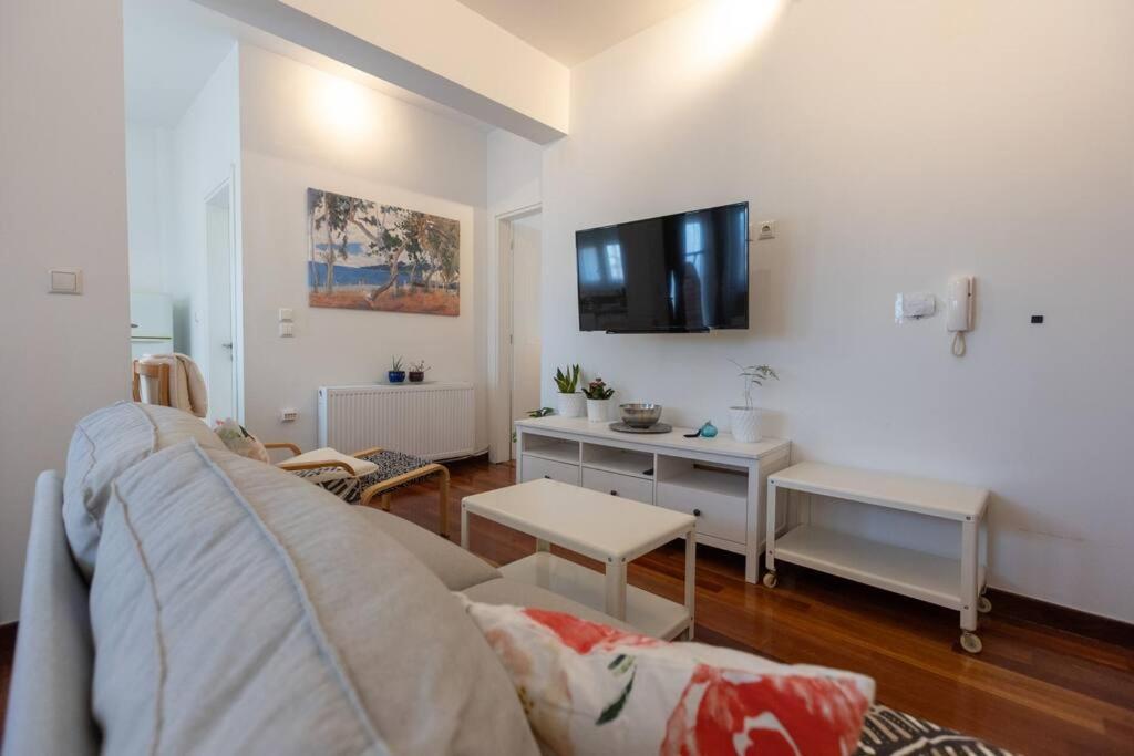 Ferienwohnung Λάρισα Διαμέρισμα Με Θέα Πλατεία Στο Κέντρο Της Πόλης Exterior foto