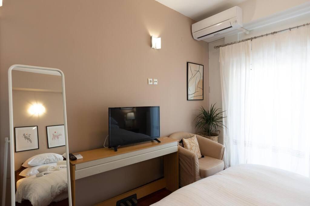 Ferienwohnung Λάρισα Διαμέρισμα Με Θέα Πλατεία Στο Κέντρο Της Πόλης Exterior foto
