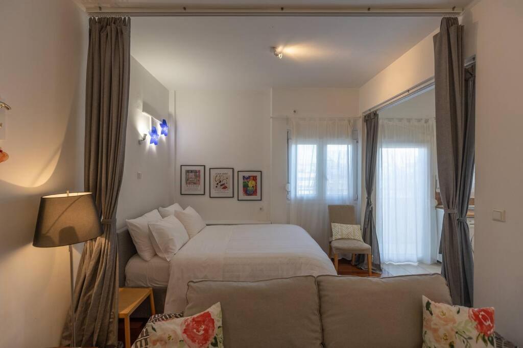 Ferienwohnung Λάρισα Διαμέρισμα Με Θέα Πλατεία Στο Κέντρο Της Πόλης Exterior foto