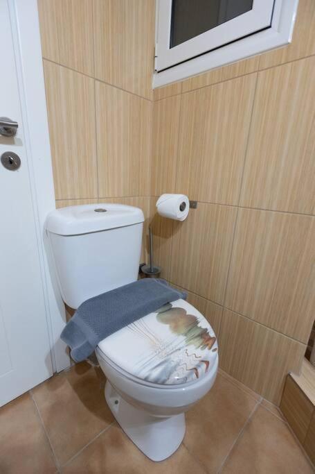 Ferienwohnung Λάρισα Διαμέρισμα Με Θέα Πλατεία Στο Κέντρο Της Πόλης Exterior foto