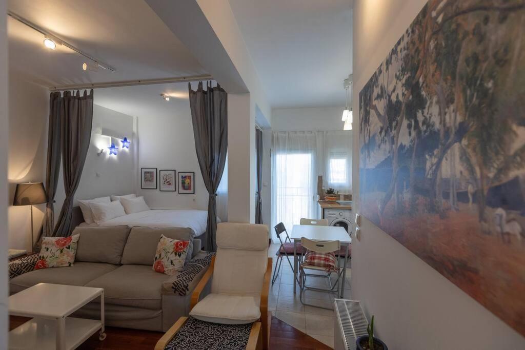 Ferienwohnung Λάρισα Διαμέρισμα Με Θέα Πλατεία Στο Κέντρο Της Πόλης Exterior foto